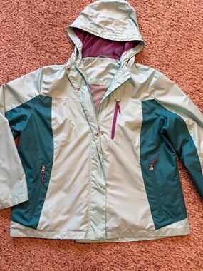 Women’s Free Country Light Aqua Jacket with mesh inner hood